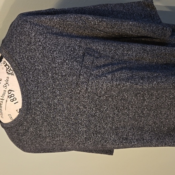 Heather Grey Pocket Tee - Picture 5 of 5